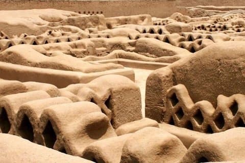 Pyramids of the Sun and Moon, Huanchaco and Chan Chan - Trujillo