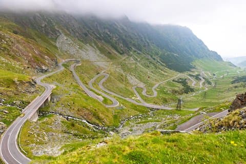 Excursão Privada Transfagarasan Transalpina e Castelo Bran