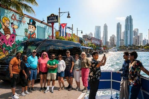 Hoteller i nærheden af Miami Skyline Cruise Combo