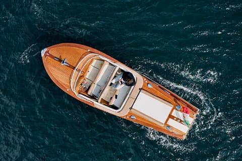 Passeio privativo de luxo em barco de madeira vintage no Lago Como