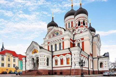 Descubre los tesoros de Tallin : Excursión en tierra para grupos pequeños