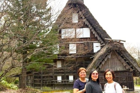 Hida Folk Village guidet tur med bussoverføring i Takayama