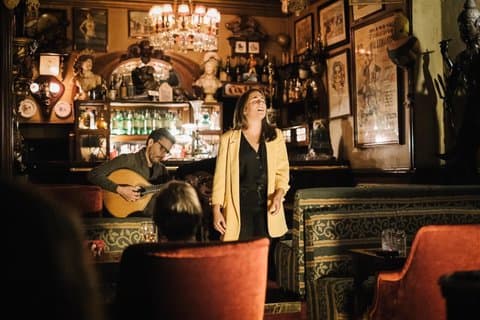Intieme Live Fado-ervaring met VIP-toegang tot zitplaatsen