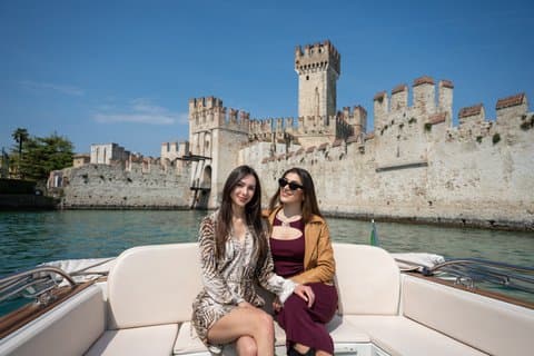 Private Romantic Motorboat Tour From Sirmione