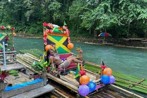 Privé lichtgevende lagune en Martha Brae Rafting Falmouth Jamaica