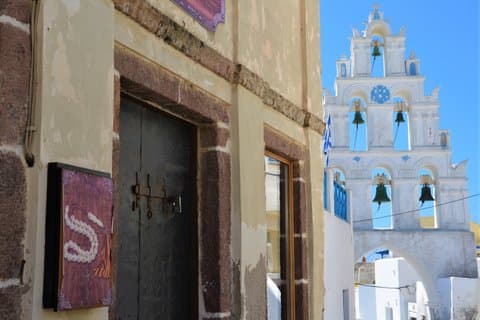 Santorini Villages Tour and Food Tasting