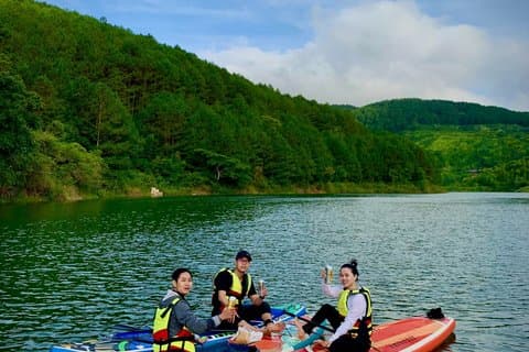 Stand Up Paddleboard or Kayak Boating to Discover Tuyen Lam Lake