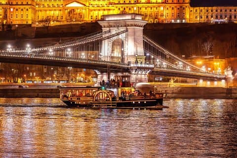 Budapest Paddle Steamer Donau Cruise med Tokaj & Audio Guide