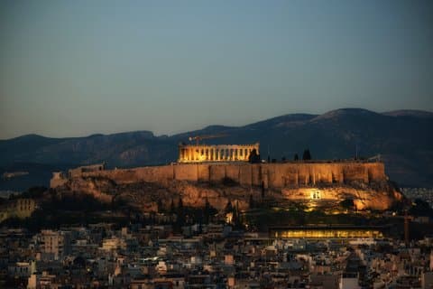 Athènes met en lumière la demi-journée