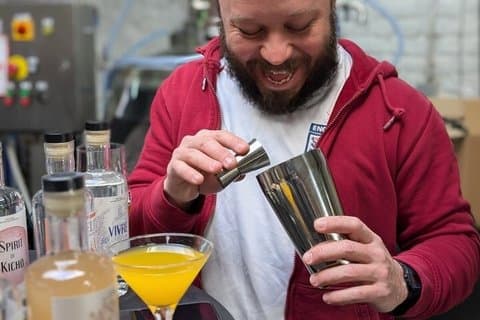 Gin Cocktail Workshop at a Brussels Brewery & Distillery