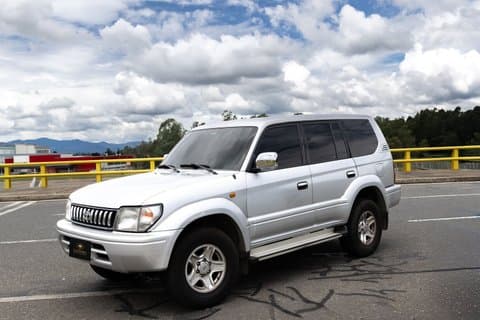 Privat VIP Transfer fra José María Córdova flyplass til Medellín