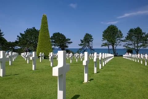 Cherbourg to Normandy D-Day Beaches – Private Tour