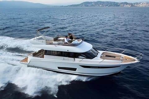 Phuket Noleggio Yacht Privato per Isole Phi Phi Luxury Velasco 43