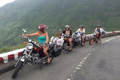 Hoi An till Hue Easy Rider äventyr via Hai Van Pass