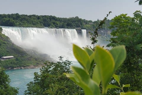 Private Departure Transfer Niagara Falls to Toronto Airport YYZ