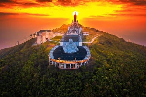 VIP - Black Virgin Mountain - Cao Dai Temples - Cu Chi Tunnels