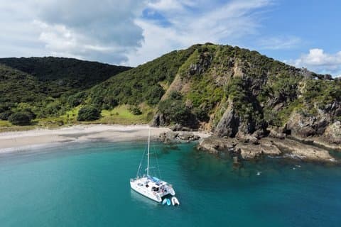 Private Catamaran Sailing Charter | Bay Of Islands