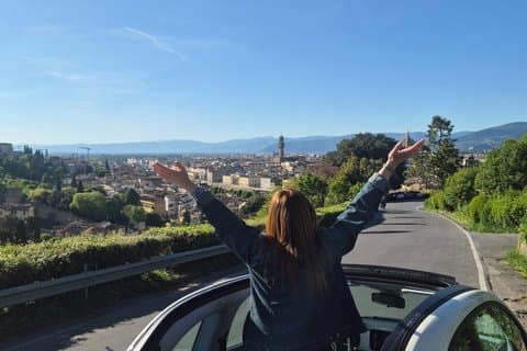 Firenze under åben himmel: Tur i en elektrisk Fiat 500 og prøvesmagning