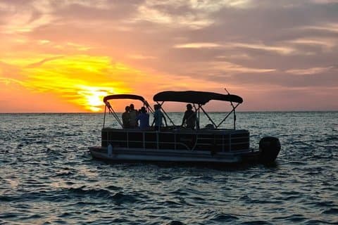 Madeira Beach Sunset Cruise Family Fun on Clean Boat