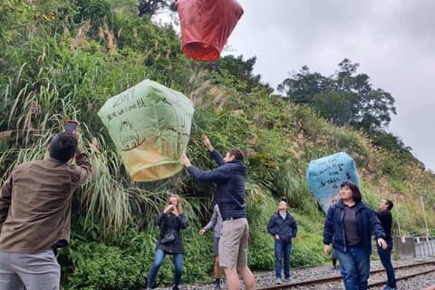 Tour privato di un giorno a Taipei: Yehliu, Jiufen e Shifen con prelievo dall'hotel