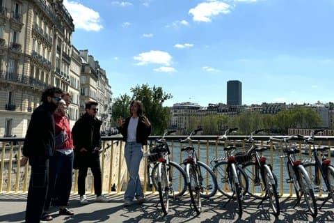 Tour in bicicletta olandese di 3 ore perle nascoste di Parigi con Guida locale