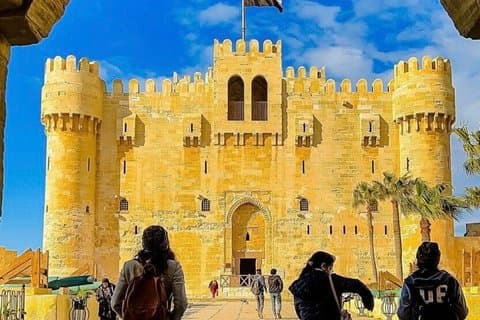 カイロ・アレクサンドリア・カタコンベから、昼食付きシタデル日帰り旅行
