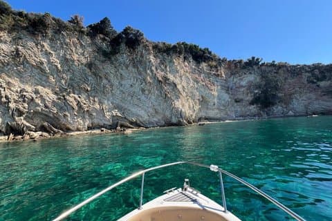 Experiencia privada en barco de lujo en playas ocultas de Albania