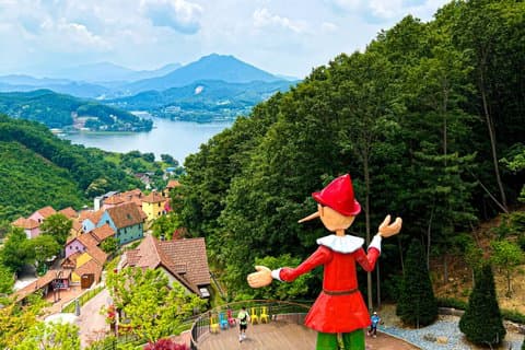 Nami Island and Petite France & Italian Village Day Trip from Seoul