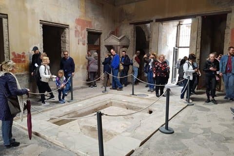 Pompeji Kleingruppentour mit Archäologe & Eintritt ohne Anstehen