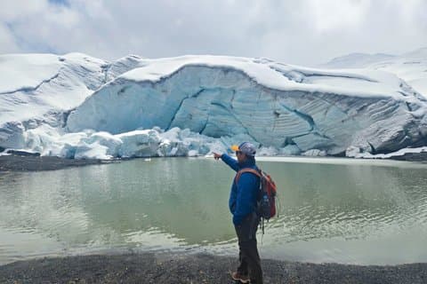 Qelqaya Suyuparina Glacier Full Day Expedition