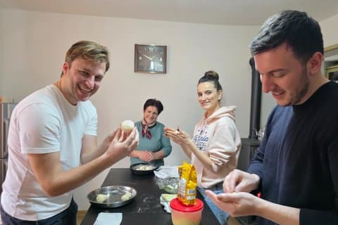 Traditional Albanian Cooking Class in a Family Home in Çorovodë