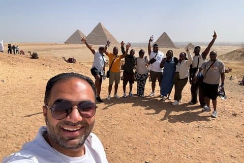 Sharm: Kairo Ausflug mit Flug, Pyramiden-GEM oder Altes Museum