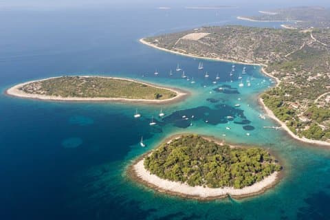 Halvdags privat bådtur fra Split eller Trogir