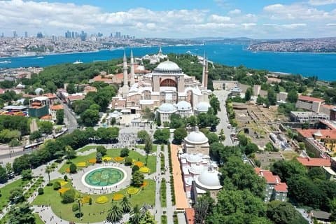 Istanbul Tour Hagia Sophia, Blue Mosque, Grand Bazaar and More