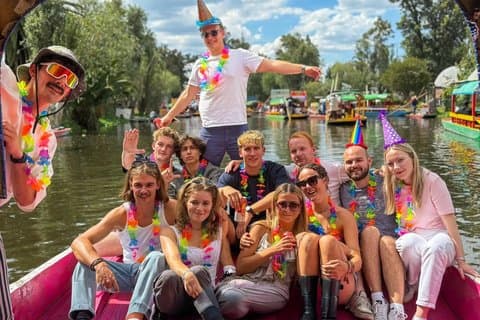Xochimilco All-Inclusive-Erlebnis mit Tequila und Mezcal und Kultur