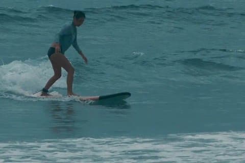 Sufi Whirling Class & Surfing Experience no Vietnã