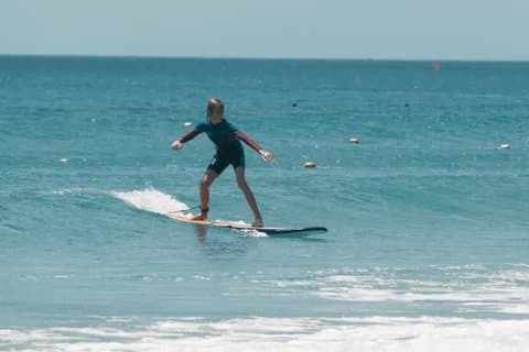 Experience Pro Surf Group Lessons in Da Nang Vietnam