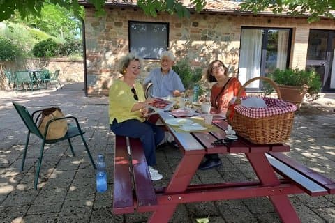 Private Val d’Orcia Tour with Picnic & Relax in Bagno Vignoni