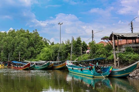 Upptäck stadsdelar i Phang Nga Bay