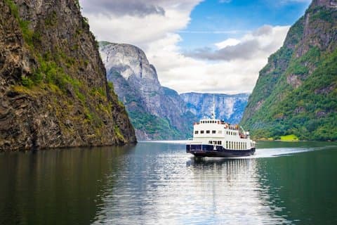 Tour privato del Sognefjord da Oslo Iconic Fjord in Norvegia