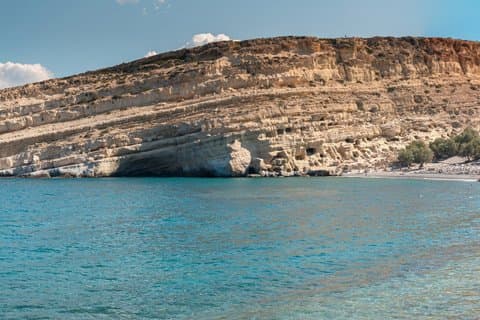 Crète du Sud - Matala, plage rouge et grottes