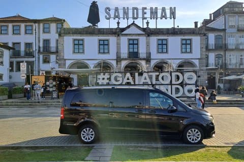 Private Transfer between Lisbon and the Porto