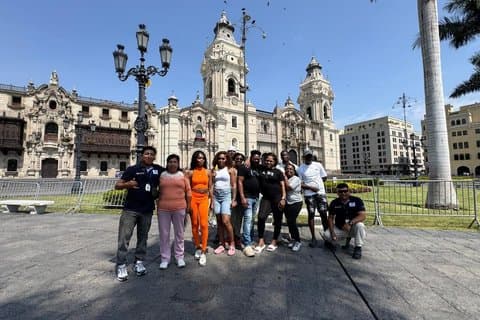 Lima entdecken: Stadtrundfahrt + Katakomben inklusive