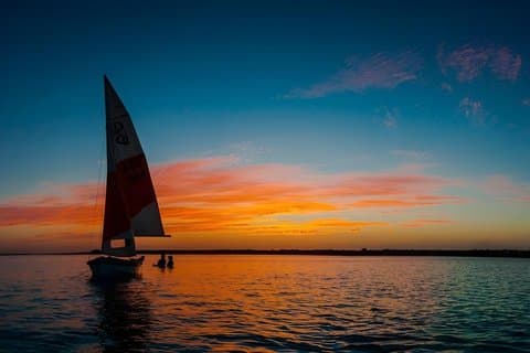 Sunrise Private Sail Bacalar Lagoon of Seven Colors