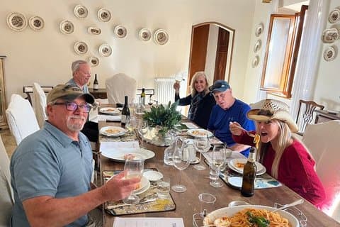Private Guided Tour to Pisa and local Wine Farm from Livorno port