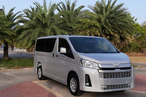 Private Hourly Van at Your Disposal in Curaçao for Groups