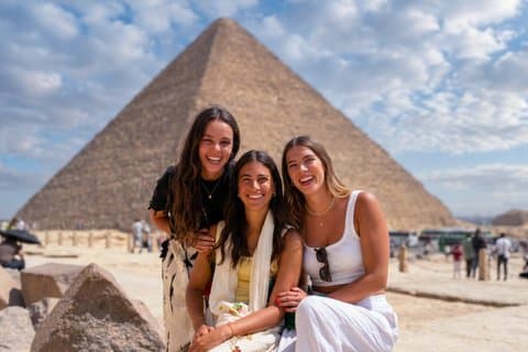 2 Tage Kairo VIP Tour Pyramiden, Museum, Khan Al-Khalili‬ Basar