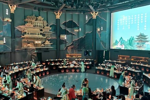 Chengdu Hongdingyan Hot Pot og Hanfu Cultural Show Erfaring