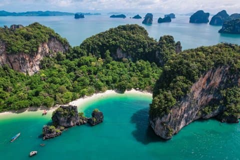 Krabi Hong Islands Catamaran Island Hopping Tour with Lunch