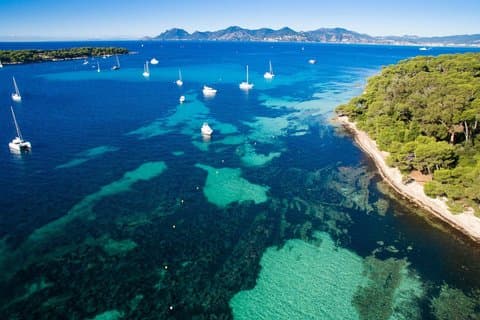 7-timers dagstur til Esterel & Lérins-øerne